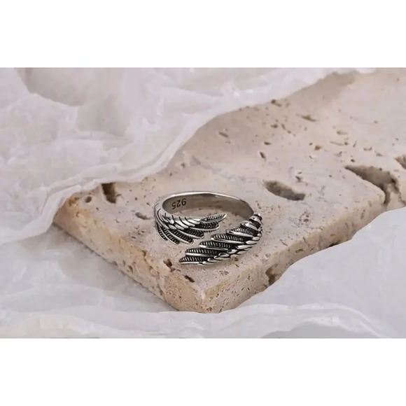 NEW Carved Unisex 925 Sterling Silver Adjustable Angel Wing Ring - Picture 6 of 15
